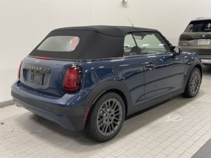 Oferta Especial: MINI Convertible S 2026, Motor de 4 Cilindros TwinPower Turbo de 2.0L - Product Image 4