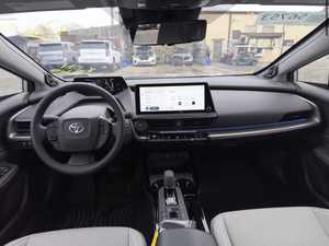 Toyota Prius Limited AWD 2024 Usado, Asequible y en Buen Estado - Product Image 6