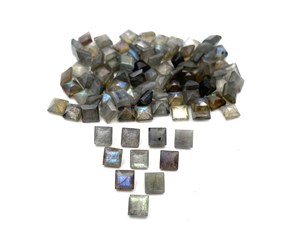 Labradorite naturelle 4-7mm pierre à facettes coupe carrée Flashy bleu feu pierre précieuse en vrac - Product Image 1