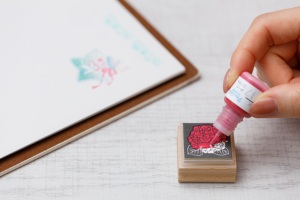 แสตมป์แฟลชทรงสี่เหลี่ยมมีหลายสีขนาด40มม. มีลวดลายที่ละเอียดอ่อนมาก - Product Image 3