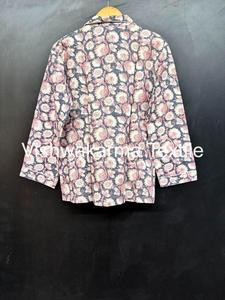 Ensemble de pyjama pour femmes en coton 100% à col en V imprimé floral avec taille élastique pour l'été et le printemps, doux et à séchage rapide - Product Image 4