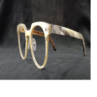 Montures de lunettes de luxe artisanales en corne de buffle naturelle – Lunettes durables sur mesure au design animal pliable pour visages en forme de losange