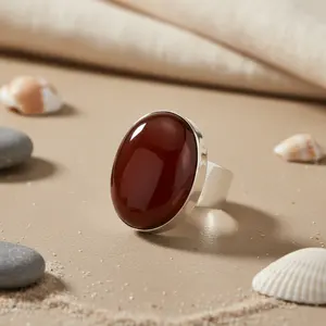 แหวนเงินประดับพลอยคาร์เนเลียนสำหรับผู้หญิง ปรับขนาดได้ ดีไซน์ทันสมัย ชุบทอง ประดับอย่างสวยงาม แบรนด์ส่วนตัวที่ได้รับอนุญาต - Product Image 1