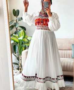 Robe maxi en velours brodée afghane Kuchi pour femmes, élégante, traditionnelle, pour mariage et soirée, robe afghane vintage pour femmes - Product Image 3