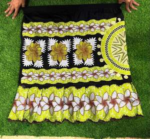 Jupe polynésienne de style micronésien traditionnel, brodée avec une ceinture élastique et une broderie complète - Product Image 1