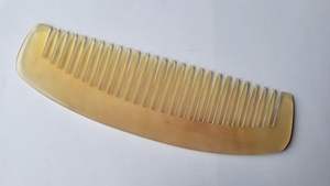 COLORES HECHOS A MANO CUERNO BUFFALO PEINES AL POR MAYOR Peines de cuerno antiestáticos naturales para regalos de vacaciones por artesanía creciente - Product Image 2