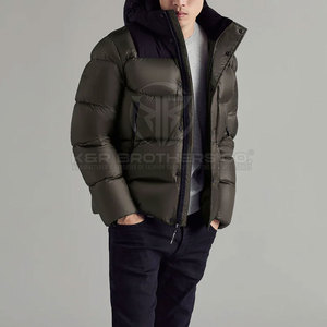 Veste matelassée pour homme avec fermeture éclair sur le devant, rembourrage léger et respirant, col montant, service OEM pour l'hiver - Product Image 2