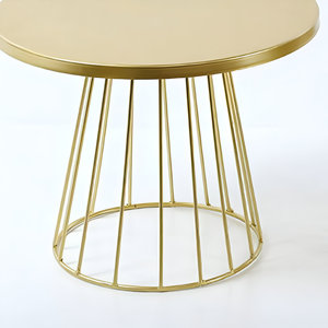 Support à gâteau en métal de meilleure qualité avec base géométrique support à gâteau de couleur dorée décor de mariage et d'anniversaire - Product Image 4