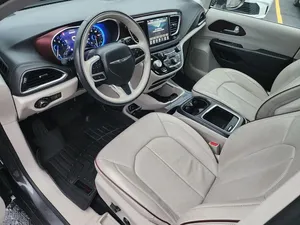 CHRYSLER PACIFICA LIMITED 2020 USADO, VOLANTE A LA IZQUIERDA/DERECHA - Product Image 4