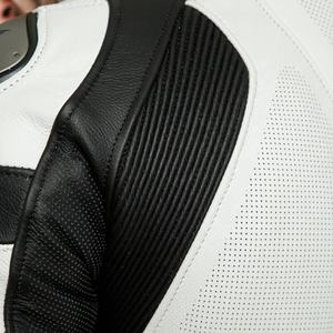 ชุดหนังมอเตอร์ไซด์กันลมสำหรับผู้ใหญ่เสื้อผ้าเล่นกีฬาแข่งรถน้ำหนักเบาสำหรับผู้ชายไซส์ใหญ่พิเศษ - Product Image 2