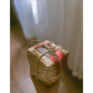 Vente en gros de conteneurs de stockage en jonc de mer, panier à linge décoration de la maison personnalisation de l'artisanat du Vietnam - Product Image 1