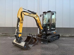 Excavadora de cadenas New Holland E215B de 21 toneladas usada, en buen estado, probada y certificada, con caja de cambios, bomba, motor y cojinetes de 980 kg, en venta. - Product Image 2