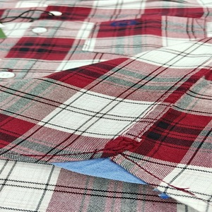 Chemise décontractée à manches longues pour garçons Mill-Made de haute qualité à rayures teintes en fil avec détail brodé Poche à séchage rapide et gazette latérale - Product Image 2