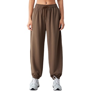 Customized Women Jogger Pants Elastic Waist Banded and Ribbed Ankles Ladies Custom <b>Trousers</b> Sweat Pants Design For Daily Wear - Product Image 4