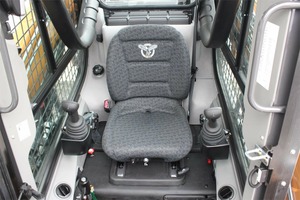 Cargador Compacto Usado Case TV370B 2024 en Venta - Product Image 5