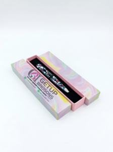 แหนบถอนขนคิ้วปลายแหลมสแตนเลสเคลือบกระดาษลายดอกไม้ ดีไซน์ใหม่สไตล์คลาสสิก คุณภาพสูง เป็นมิตรกับสิ่งแวดล้อม พร้อมโลโก้สั่งทำได้ - Product Image 2