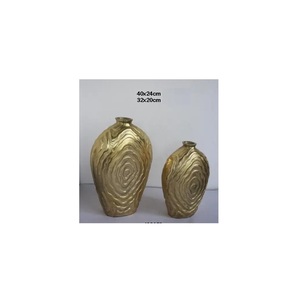 Cast Aluminium Flower Vases Manufacturer Quality Design Vases Simple Design Planters Wholesale Bulk Price Creative Theme IQBAL C - Product Image 1