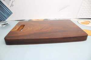 Tabla de cortar de madera Tabla de cortar Plato de servicio para cocina Verduras Frutas y queso Utensilios de cocina de madera de acacia natural - Product Image 2