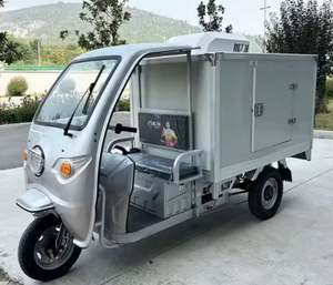 NUEVO Triciclo Refrigerador FAV con Cilindrada de 110cc para Almacenamiento de Carga y Herramientas, Caja Refrigeradora de Acero Tipo Rickshaw - Product Image 1