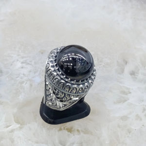 Bagues en argent 925 pour hommes avec design gravé à la main et pierres colorées - Product Image 1