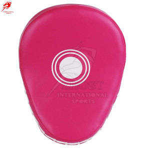 Mitaines de frappe modernes et élégantes pour la vente au détail, en cuir de vachette haute densité, accessoires sportifs - Product Image 4