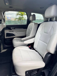 รถ SUV ปี 2021 รุ่น TELLURIDE SX AWD สีดำ เกียร์ 8 สปีด ขับเคลื่อนสี่ล้อ เครื่องยนต์ 3.8L V6 291 แรงม้า 24MPG ระบบเกียร์แบบครอสโอเวอร์ - Product Image 3