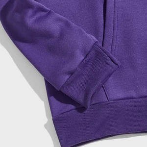 Sweats à capuche en coton, parfaits pour la superposition, la détente ou les sorties décontractées pour hommes Basics Pullover Hoodies - Product Image 4