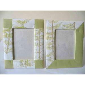 Papel de algodón hecho a mano con impresión de hojas usado marco de fotos de papel hecho a mano de algodón reciclado ornamental - Product Image 1