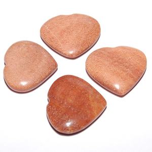 Achetez les meilleurs cœurs en quartz doré tendance et très appréciés - Product Image 5