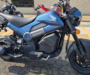 Nouvelle Offre 2025 HondaS Navi Bleu Métallisé Personnalisable Moteur Brushless 600-1000cc >80km/h Scooter Moto Prêt à Expédier - Product Image 2