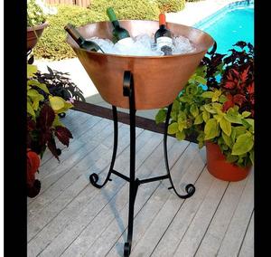 Elegante cubo de hielo de cobre rústico para enfriadores de fiesta de almacenamiento de vino y juegos de regalo de gama alta para ocasiones especiales y decoración - Product Image 1