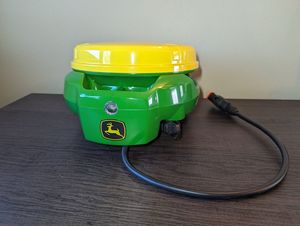 Receptor/Estación Base GPS JOHN DEAR STARFIRE 7000 para Tecnología de Agricultura de Precisión, Características Digitales, Motor, Caja de Cambios, 2 Años - Product Image 5