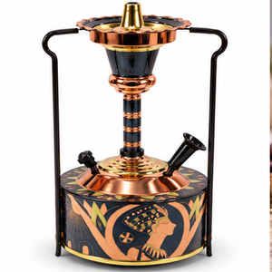 Cachimba de Mesa Moderna Babour Boury con Acabado Lacado, Cuerpo de Latón y Patrón Decorativo Dorado Estilo Faraónico - Product Image 1