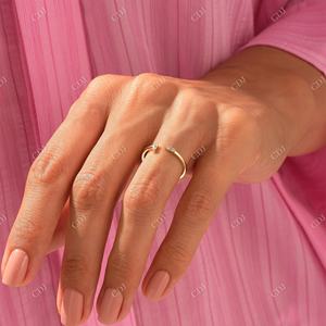 Bracelet de mariage minimaliste en diamant naturel de bonne qualité, Baguette en diamant, manchette ouverte, anneau empilable en or massif 14k pour femmes - Product Image 5