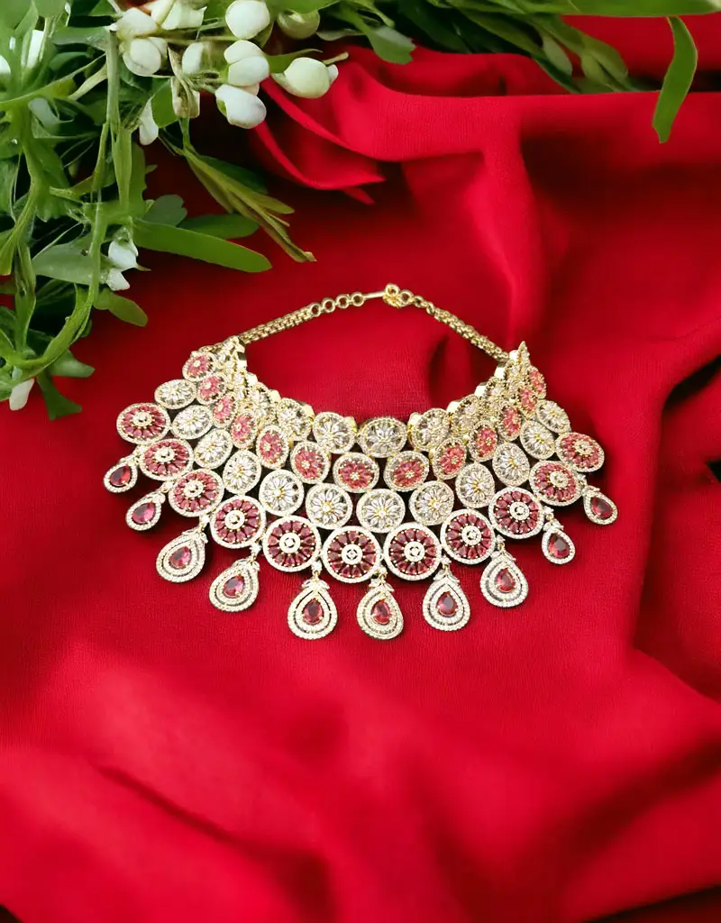 Vente en gros Nouveau design de bijoux artificiels diamant américain plaqué or Collier boucles d'oreilles ensembles de bijoux S925