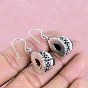 Boucles d'oreilles en argent sterling 925 faites à la main en labradorite poire pour filles cadeau de nouvel an à la mode fabrication en gros - Product Image 4