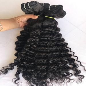 Color negro natural Virgen indio Remy rizado cabello a granel extensiones de doble dibujado Virgen 100% sin procesar templo rizado pelos negros - Product Image 1