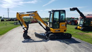 Mini-excavatrice JCB 35Z-1 2022 avec moteur de 1,8 tonne de poids opérationnel, type chenille, pompe à moteur à haut rendement, boîte de vitesses - Product Image 3