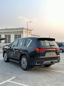 Lexus LX 600 Luxe d'occasion 2024 - Product Image 2