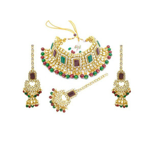 ชุบทองแบบดั้งเดิมที่ทําด้วยมือFaux KundanและมุกS Tuddedเจ้าสาวเค้นคอสร้อยคอชุดเครื่องประดับพร้อมต่างหูและMaang Tikka - Product Image 1