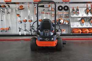 Tractor cortacésped Kubota Z232KW-42 de 60 pulgadas con giro cero - Product Image 3