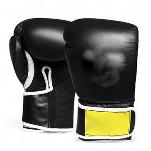 Ensemble de boxe ROMEO INDUSTRY de haute qualité, écologique, confortable, nouveau style, fabriqué au Pakistan, cuir véritable, personnalisable - Product Image 1