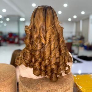 Perruque de fermeture de perruques de couleurs rebondies de la meilleure qualité faite de 100% vrais cheveux humains vietnamiens - Product Image 2