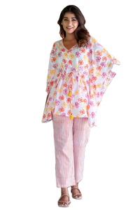 Caftans musulmans Style vestimentaire et 100% coton imprimé numérique Floral coton Maxi Kaftan vente en gros femmes collection manches courtes - Product Image 2