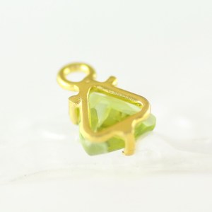 Pendentif Breloque Vintage pour Enfants en Argent Sterling 925 avec Pierre Solitaire Péridot, Pierre de Naissance d'Août - Product Image 3