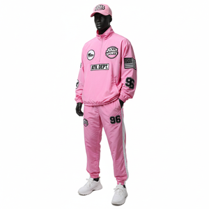 ชุดเสื้อกันลมไนล่อนโพลีเอสเตอร์220 GSM ขนาดพิเศษสีชมพูพร้อมแผงด้านข้างสีขาวชุดกันลมปักโลโก้ได้ตามต้องการ - Product Image 1