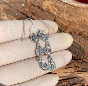 Boucles d'oreilles pendantes en labradorite faite à la main, bijoux en argent sterling 925 pour femmes, cadeau en pierre naturelle - Product Image 2