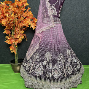 Elegante moderno hasta el suelo bordado elegante boda Lehenga Choli conjunto pesado trabajo Red tela Zari lentejuelas adorno fiesta - Product Image 1