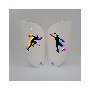 Equipo de protección de jugador de fútbol femenino de alto nivel Tipo 16 Espinilleras que cumplen con altos estándares - Product Image 1