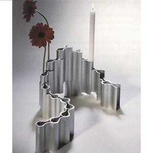 เชิงเทียนโลหะแบบตั้งเทียนสำหรับตกแต่งบ้านและให้แสงสว่างมีสไตล์สไตล์โบราณ - Product Image 5